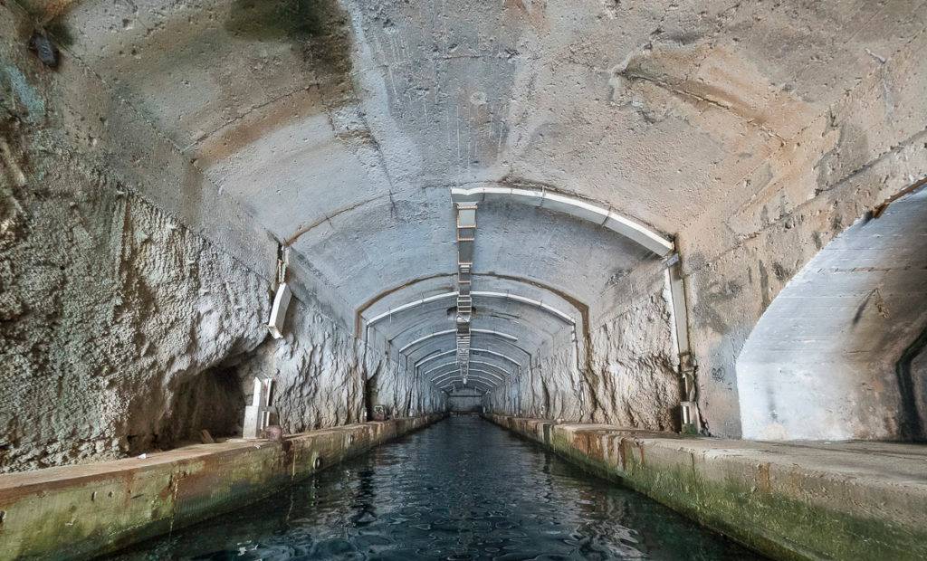 Submarine tunells